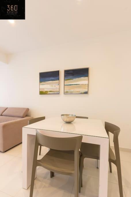Modern 2Br Apt In The Quaint Village Of Marsaskala & Ac By 360 Estates Extérieur photo