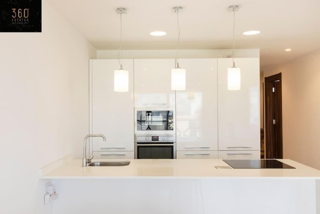 Modern 2Br Apt In The Quaint Village Of Marsaskala & Ac By 360 Estates Extérieur photo